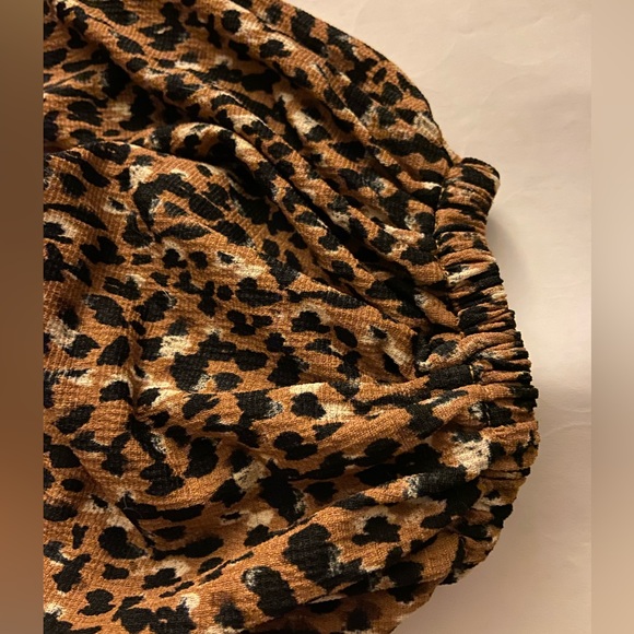 NWT Ava & Viv Long Sleeve Leopard Blouse, Size 1X - Picture 3 of 3